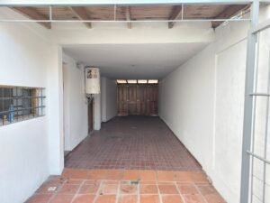 Vista Cochera Techada pasante