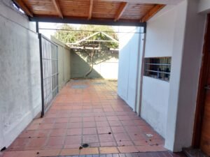 Vista Cochera / Patio